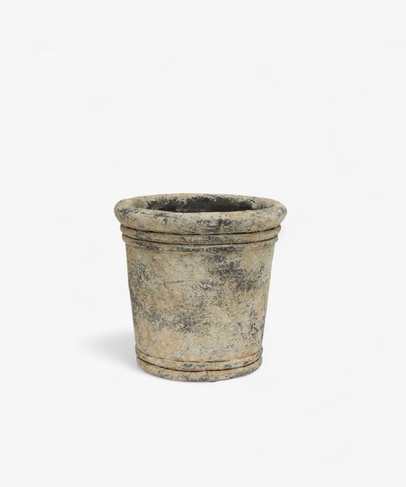 Gris Planter Medium