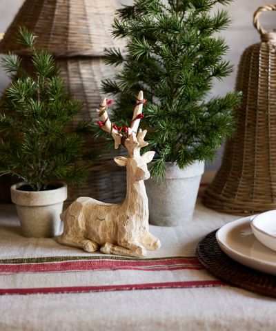 Scandi Deer with Red Beads Lying