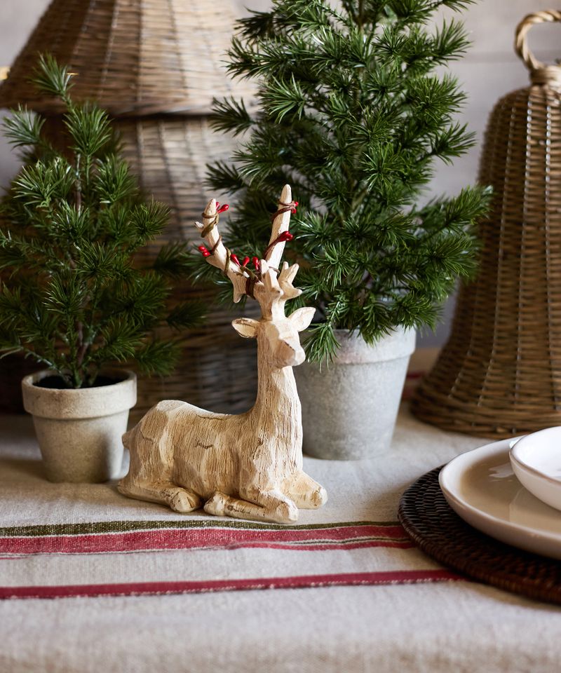 Scandi Deer with Red Beads Lying