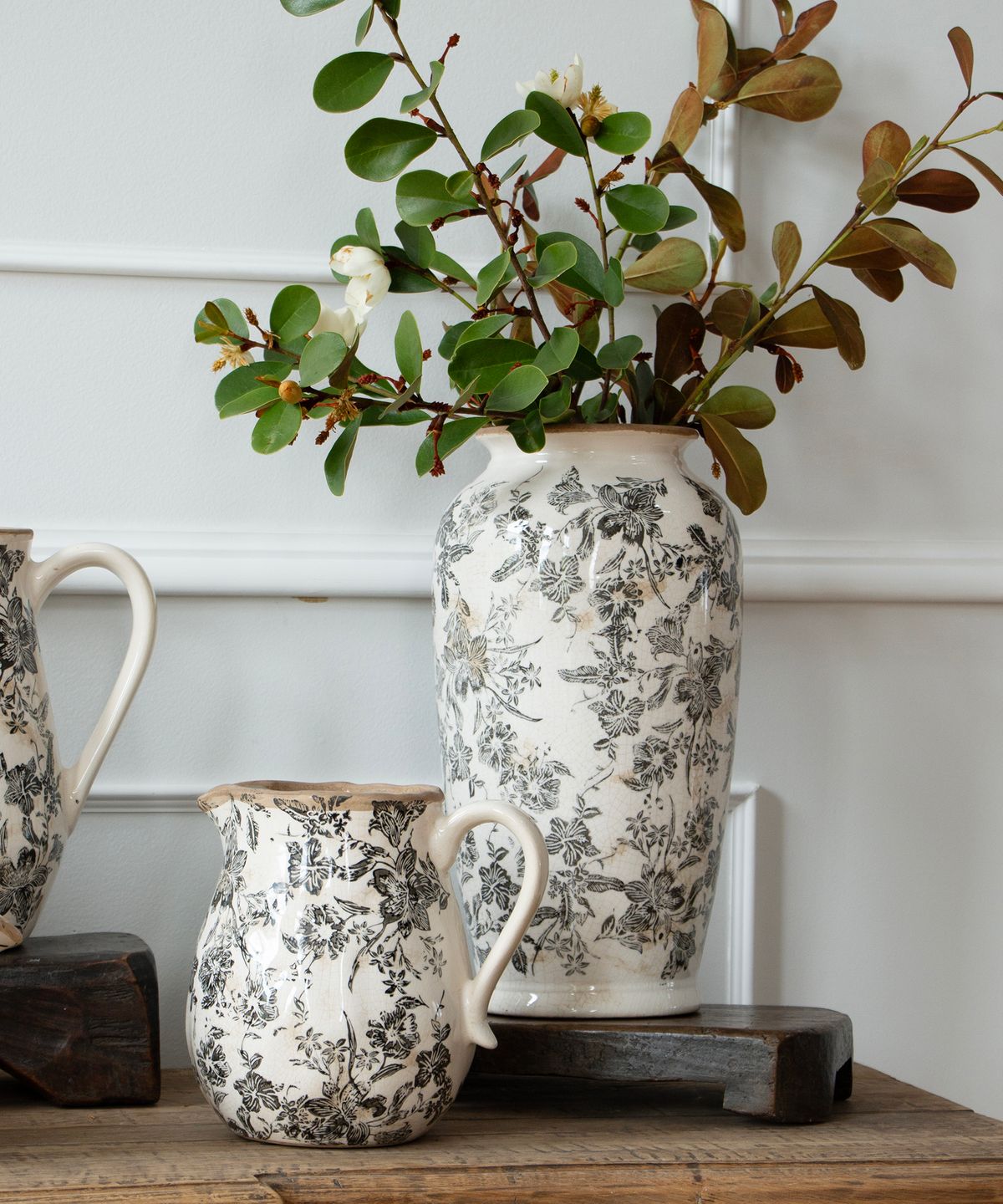 Black Floral Vase Large