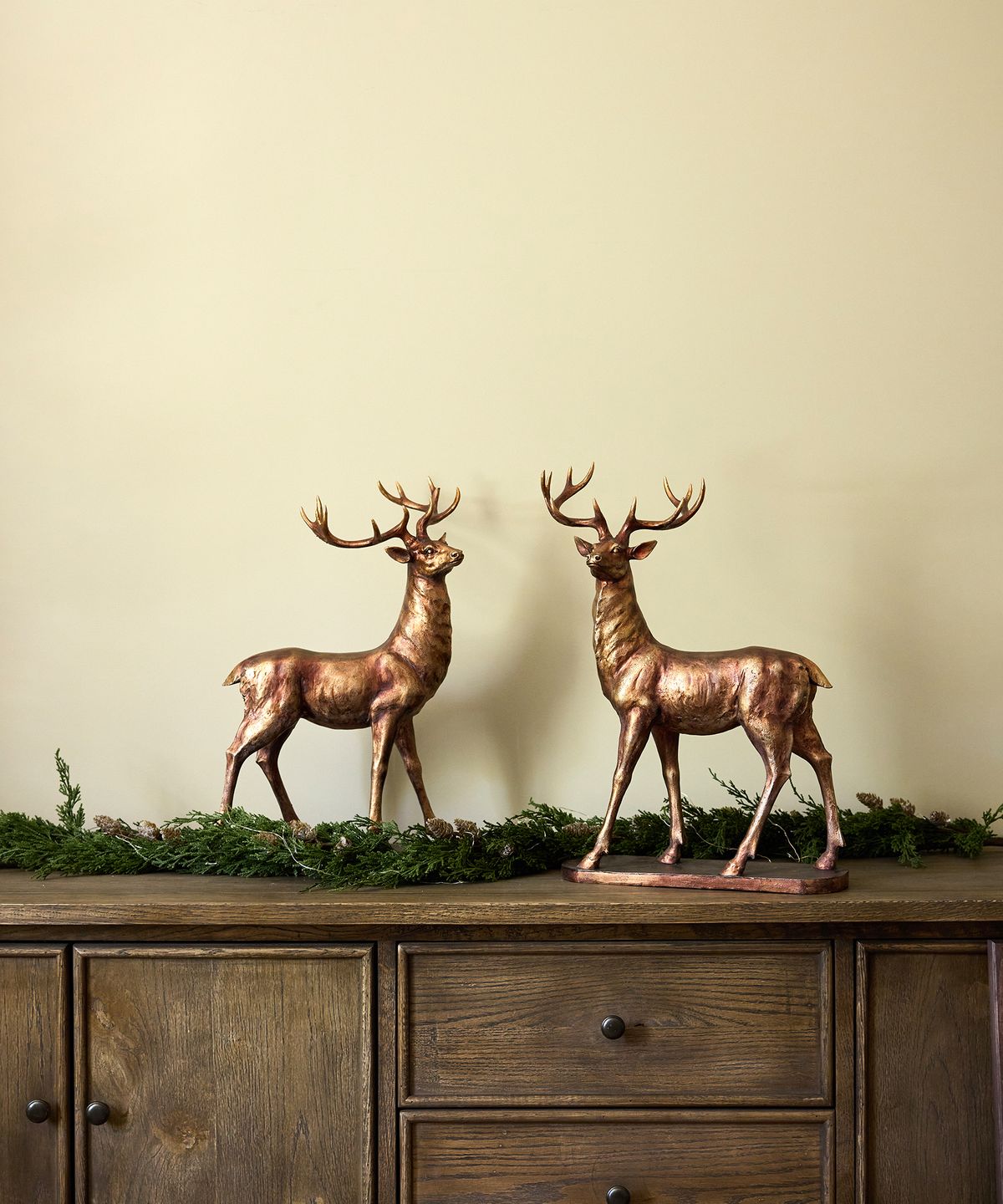 Grande Stag on Base Right