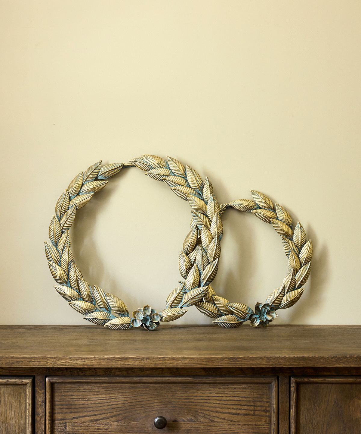 Calypso Wreath Small