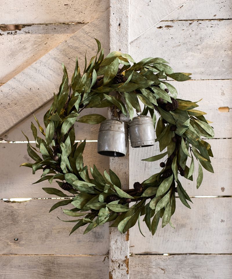 Eucalyptus & Brown Berry Wood Wreath Small