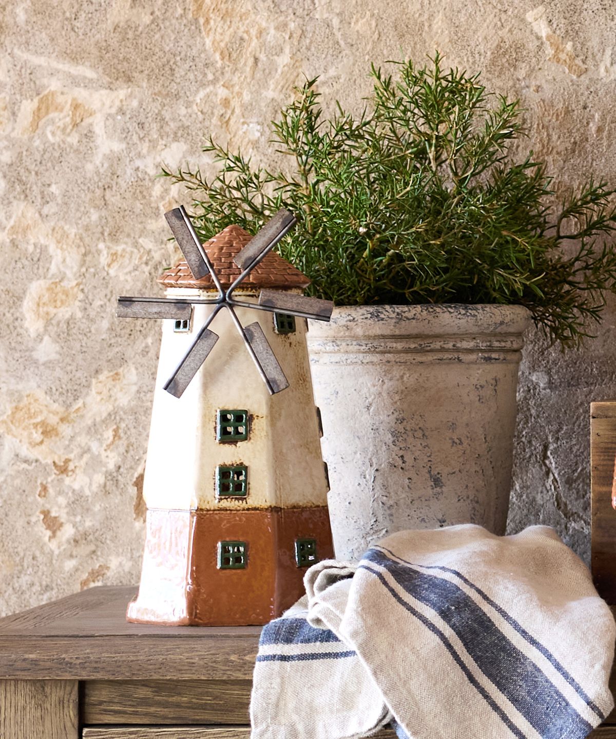 Cotswolds Country Tea Light Windmill