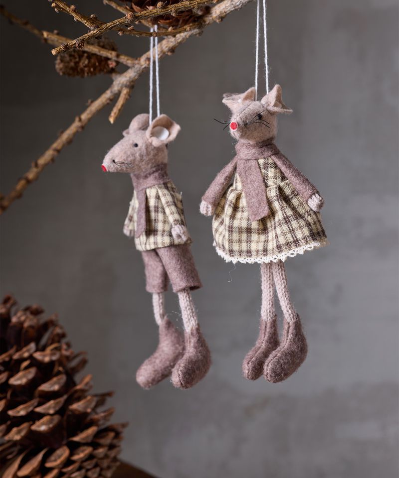 Brown Peter Mouse Hanging