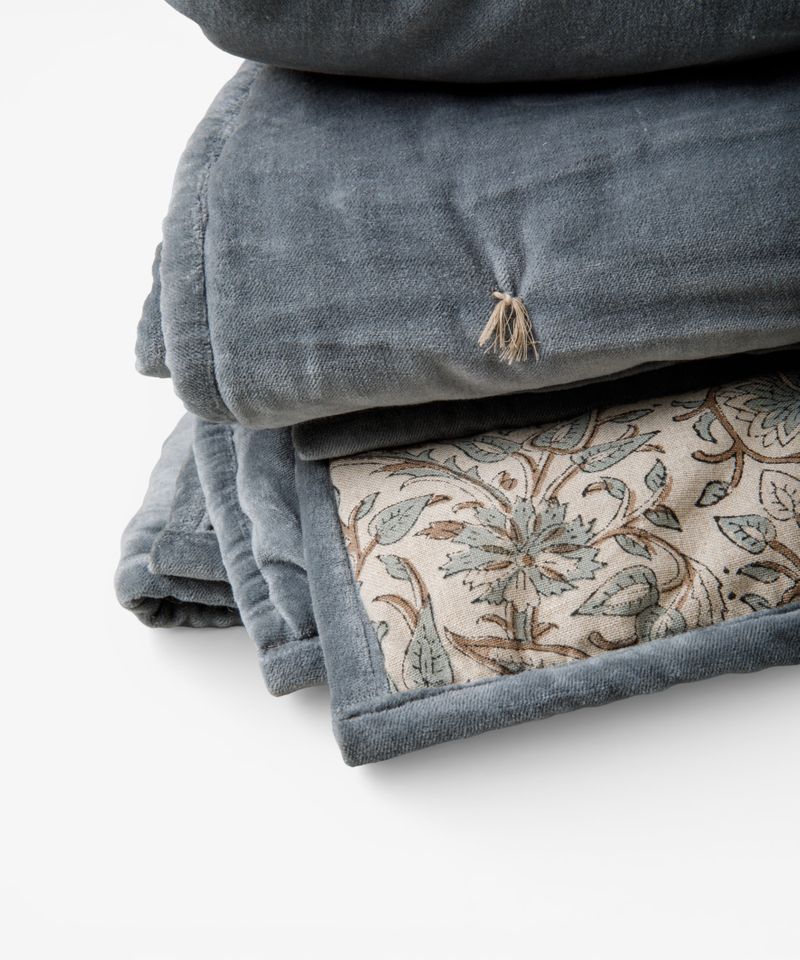 Serena Handblocked Velvet Quilt Large