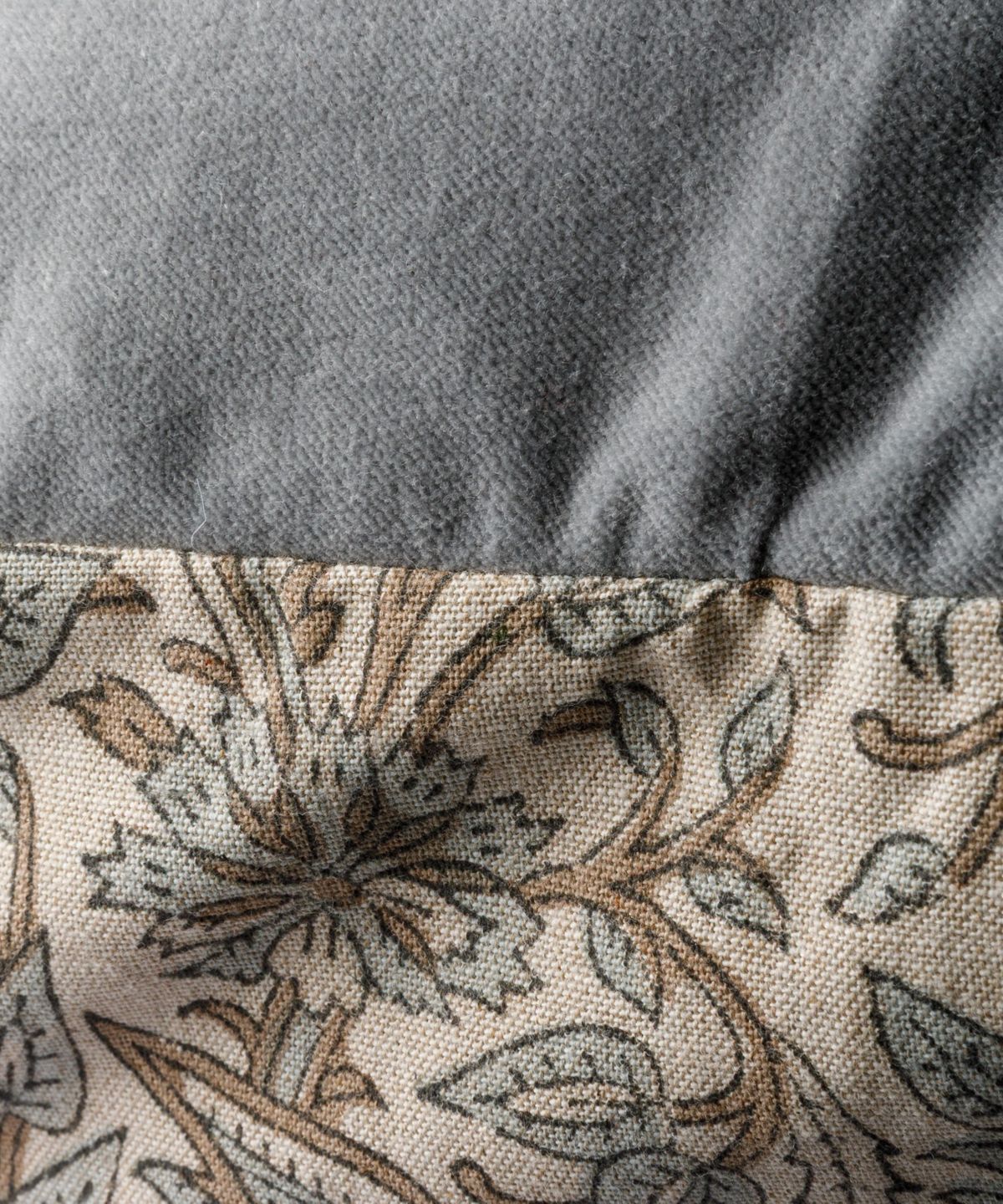 Serena Handblocked Velvet Euro (2PC)