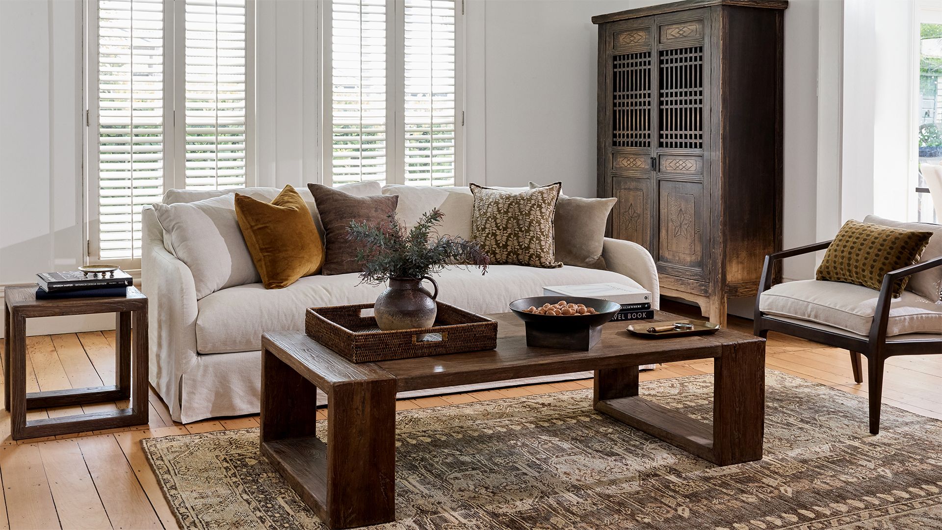 <h2> The Nomad Collection </h2><button>Explore Collection</button>