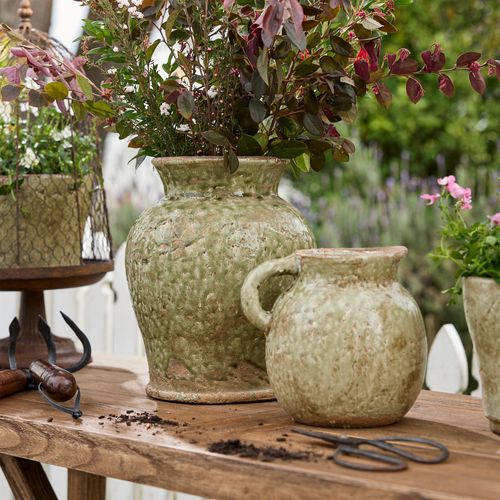 Urns, Vases & Planters
