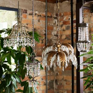 Chandeliers & Hanging Lights