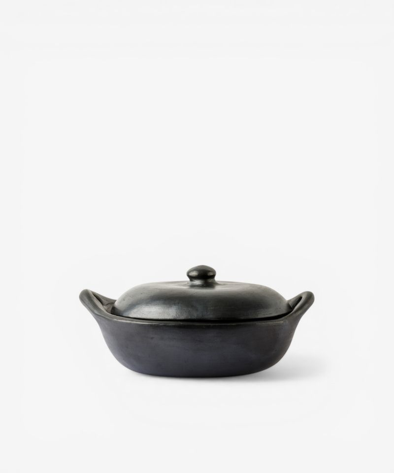 La Chamba Rectangle Casserole Dish w/ Lid (Size 1)