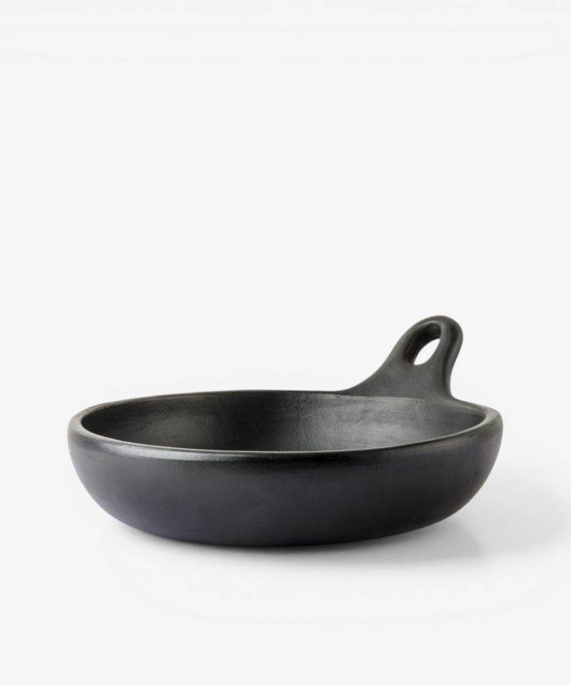 La Chamba Round  Dish One Handle (Size 5)