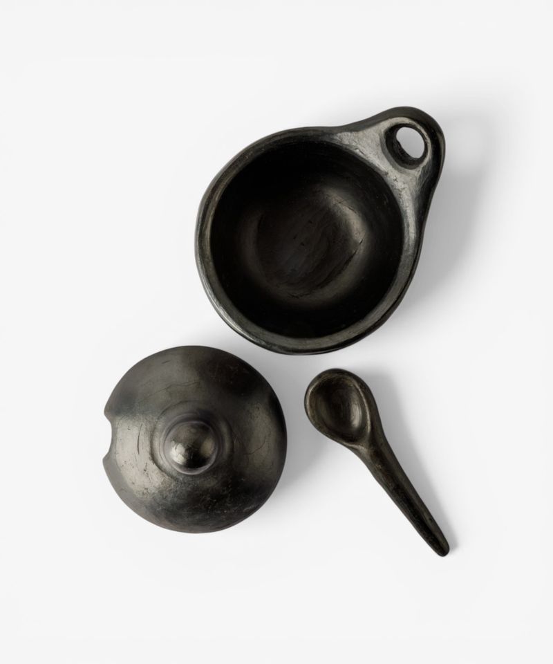 La Chamba Sauceboat with Lid and Spoon (3PC)