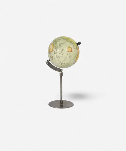 Castor Globe on Stand Large