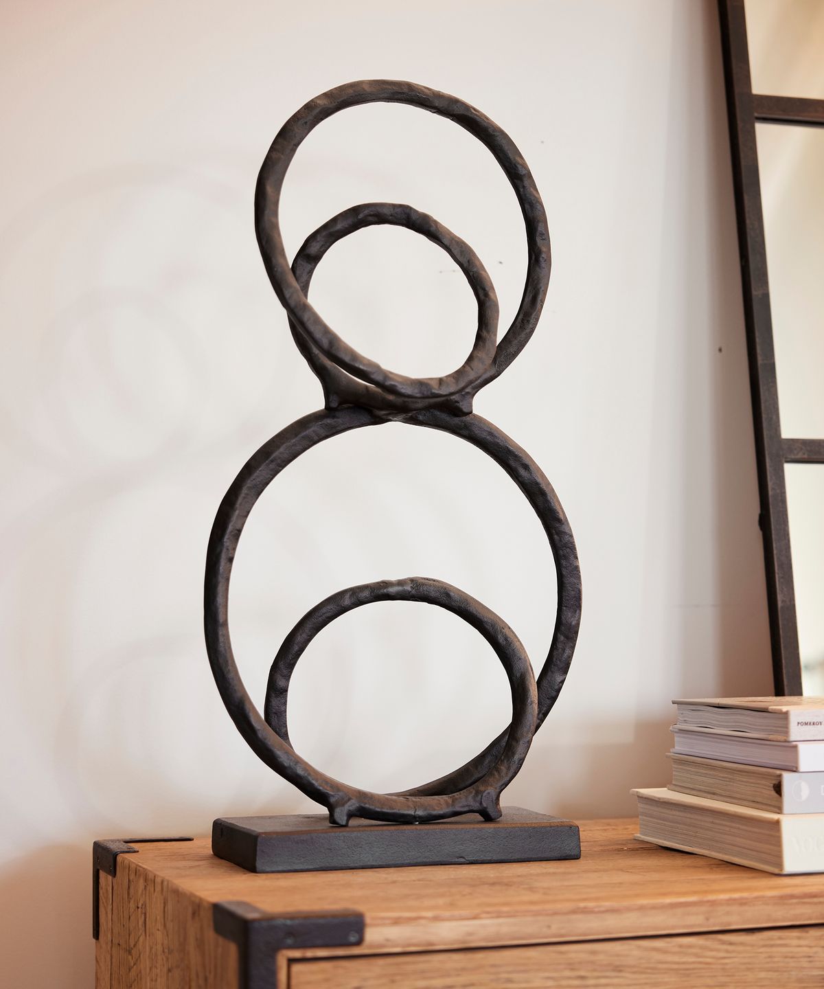 Decorative Standing Loop