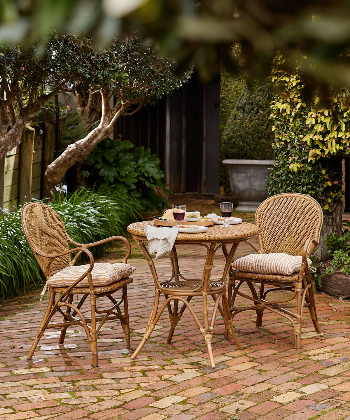 Outdoor patio bistro online chairs