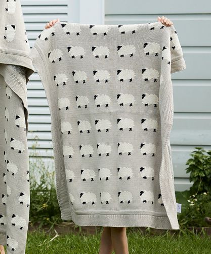 Petite Counting Sheep Throw