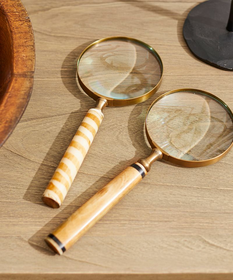 Uriel Magnifying Glass