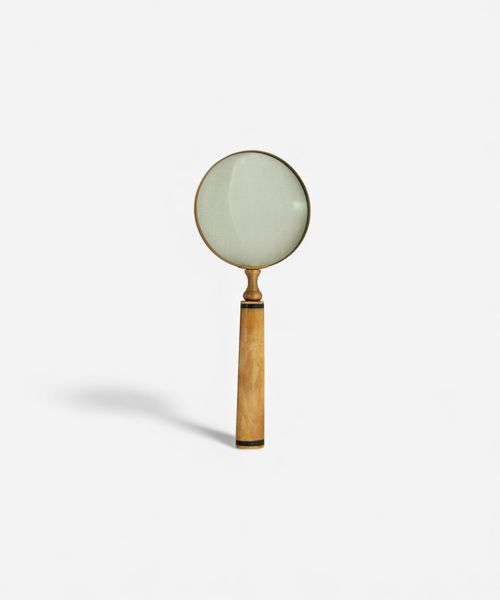 Adah Magnifying Glass