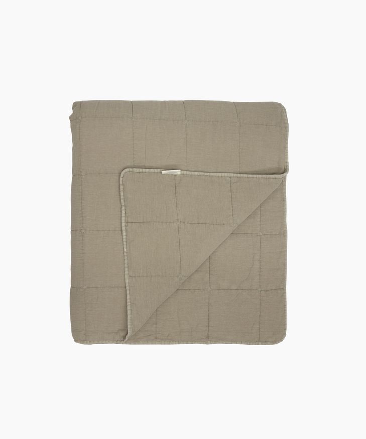 Freya Quilt Taupe Large