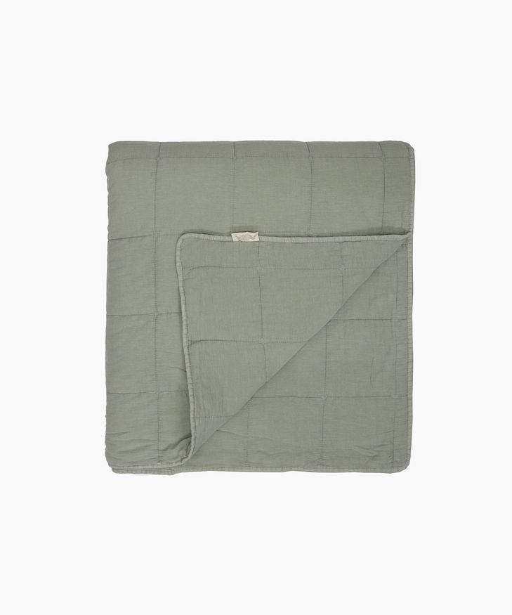 Freya Quilt Sage Large