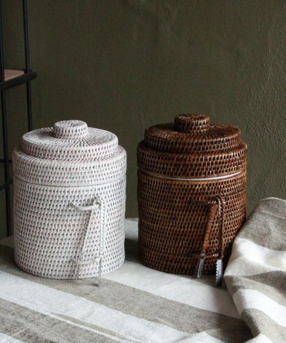 Coco Ice Box with Tongs