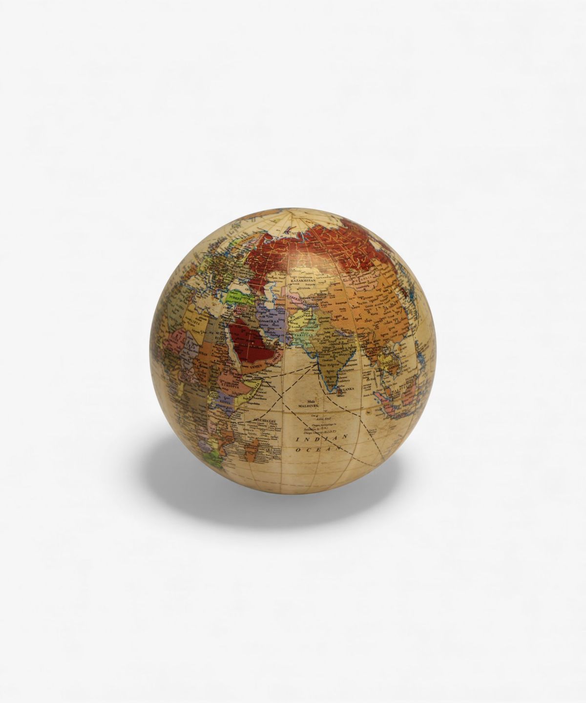 Globe Cream 7.5cm