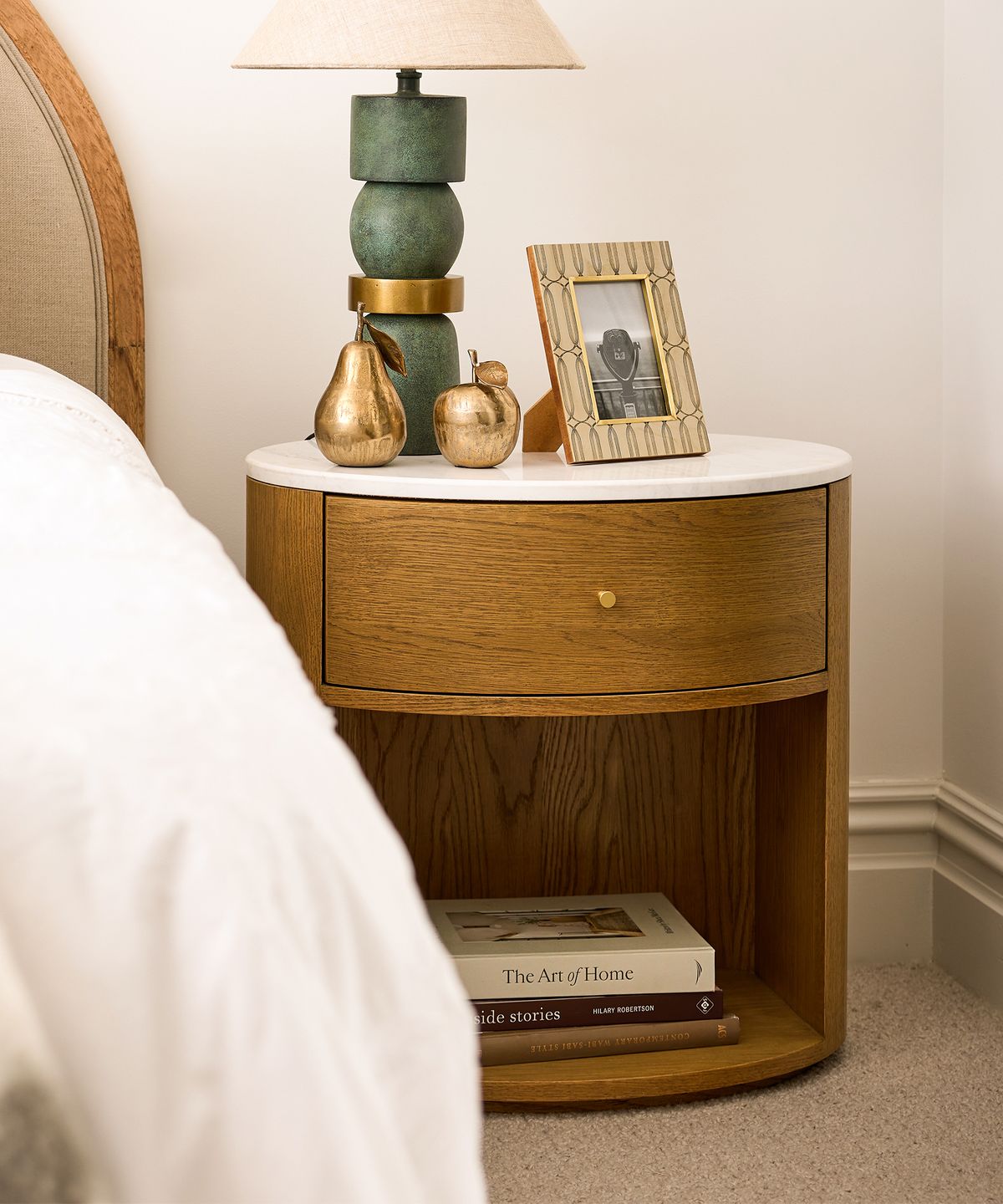Dana Oval Bedside