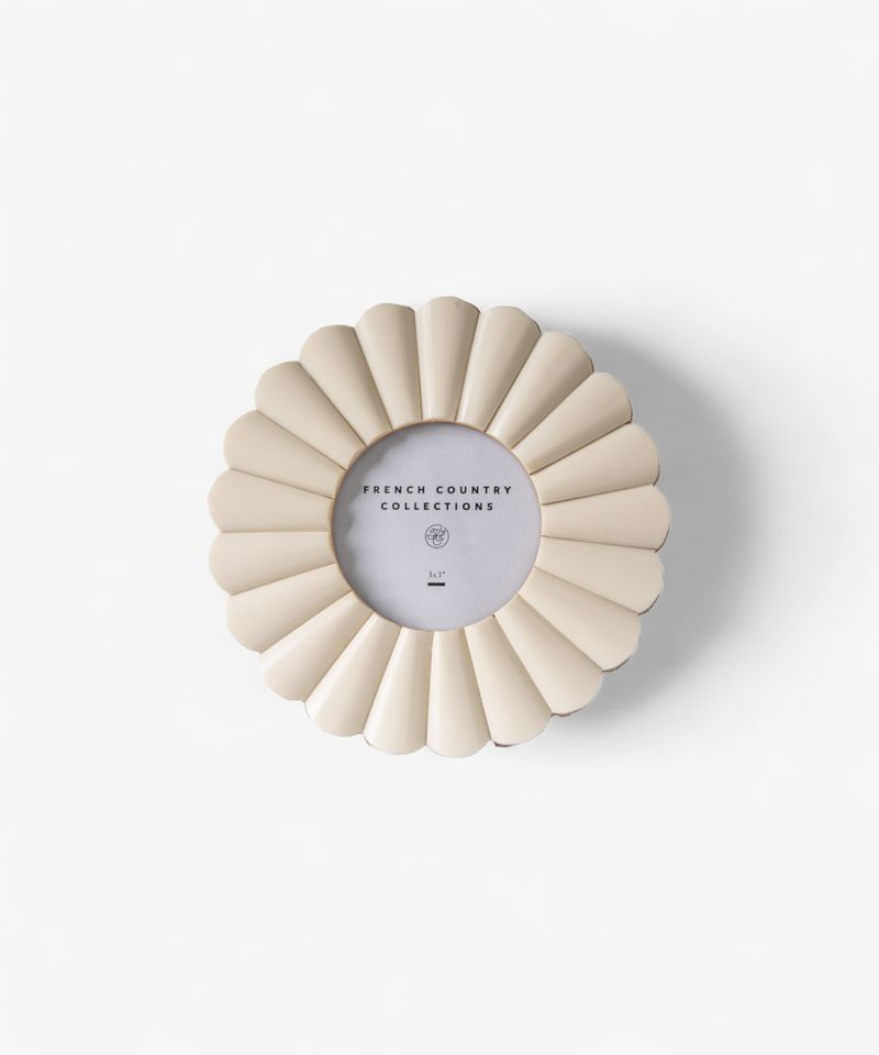 Aria Round Photo Frame