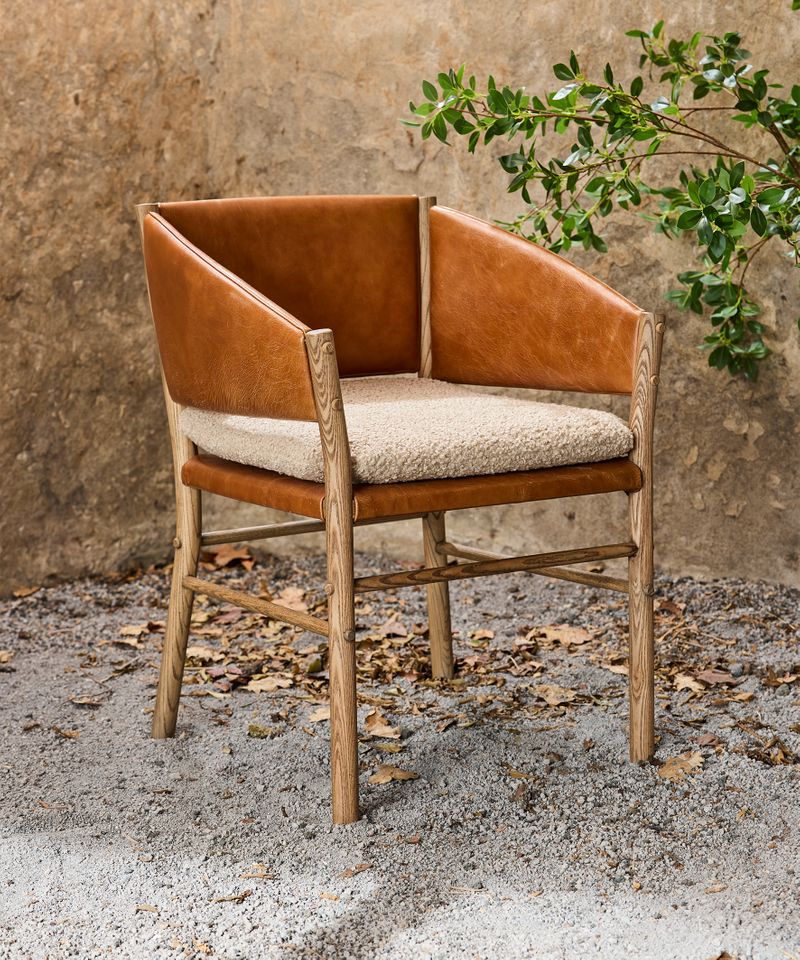 Boston Carver Chair Fluffy Cushion