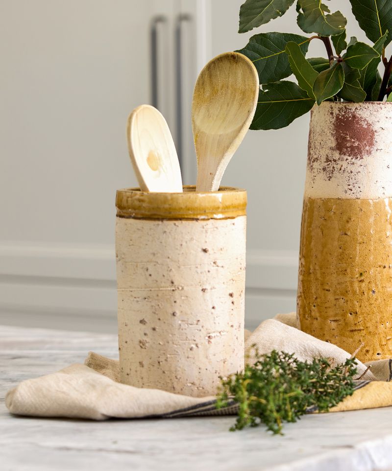 Monte Terracotta Pot Mustard