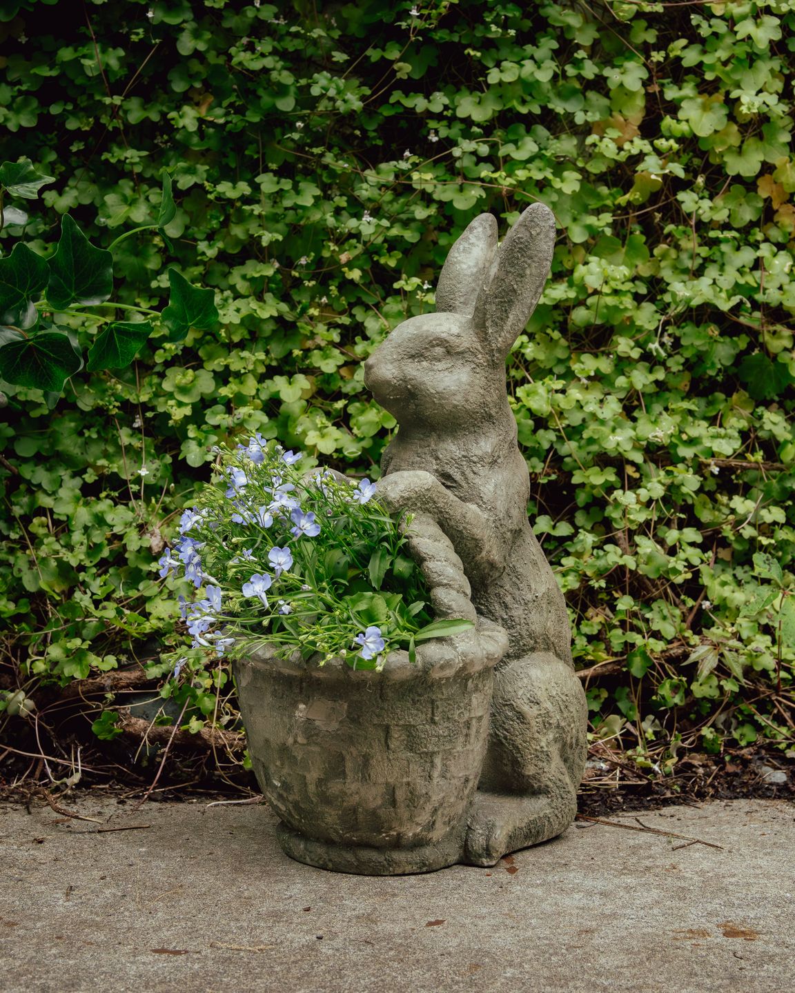 Hanna Rabbit with Basket