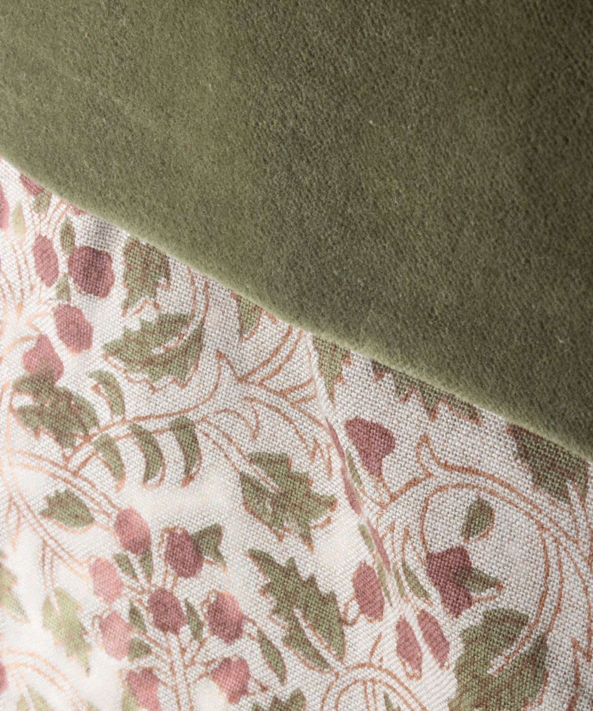 Berry and Vine Stocking Velvet