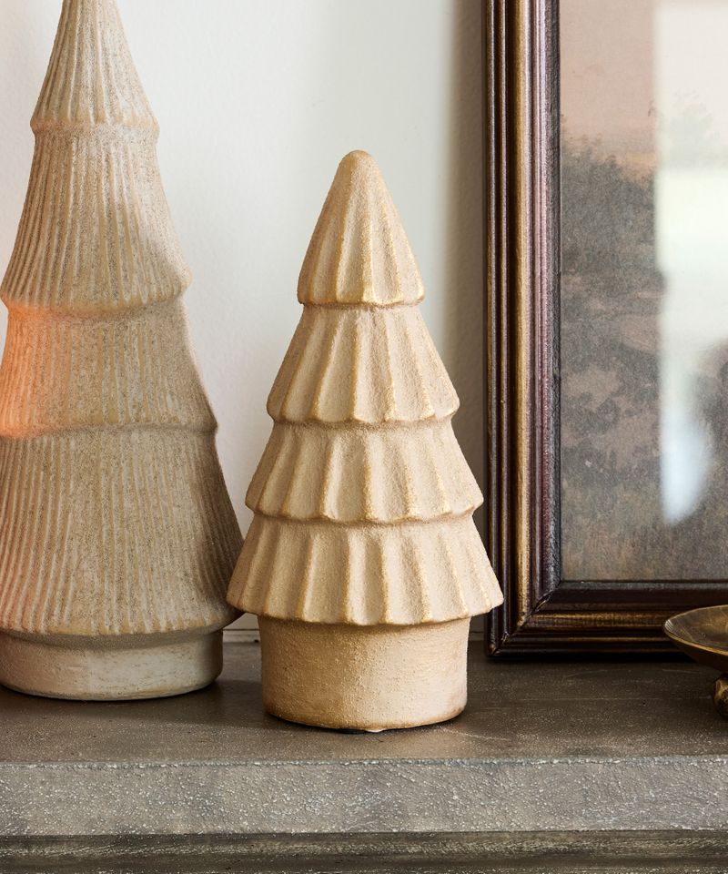 Form Stone Tree Fluted Gold 20cmH