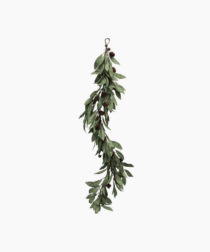 Eucalyptus & Brown Berry Wood Swag Small