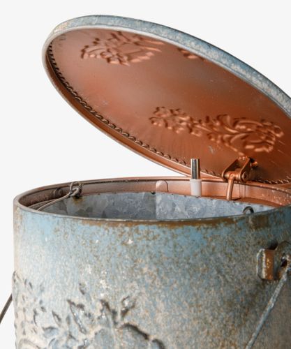 Vintage Garden Waste Bin