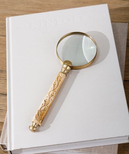Botanique Magnifying Glass