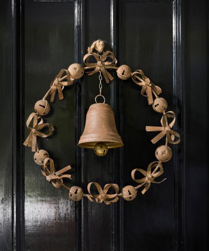 Bow & Bell Wreath Rust