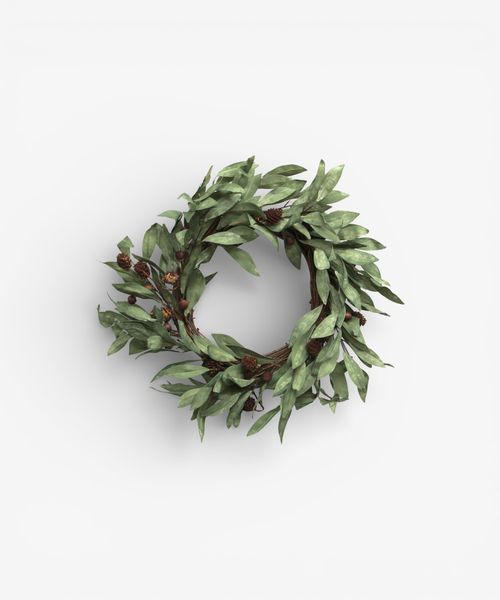 Eucalyptus & Brown Berry Wood Wreath Small