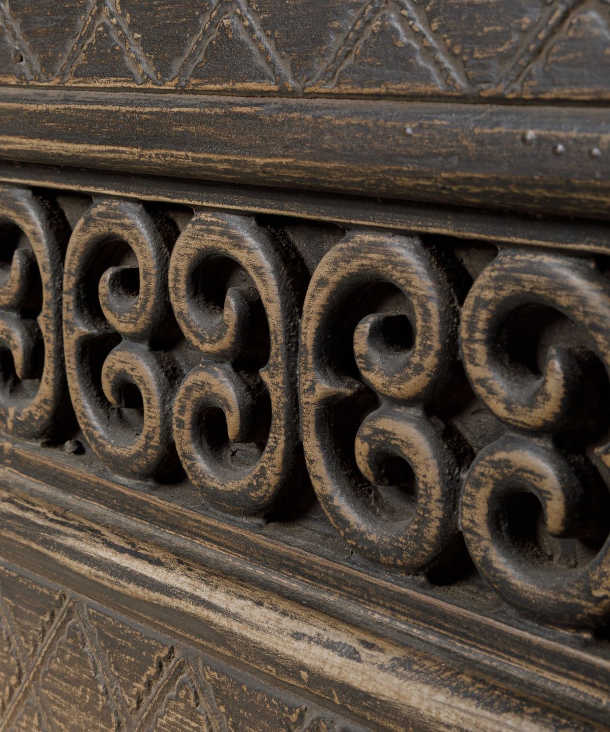 Nomad Coffer Blackened