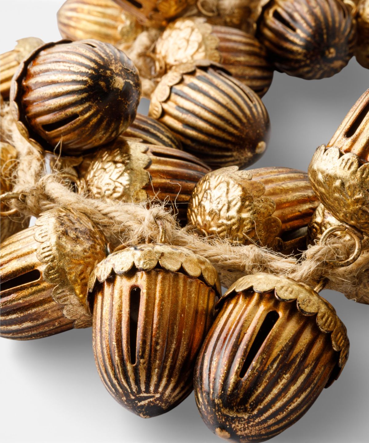 Festive Acorn Garland Gold