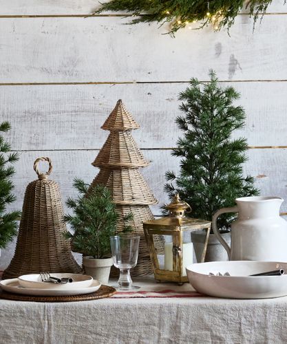 Table Pine Tree Large