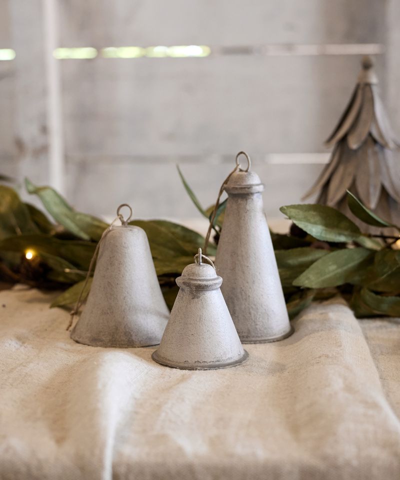 Hanging Bell Long Ash Grey