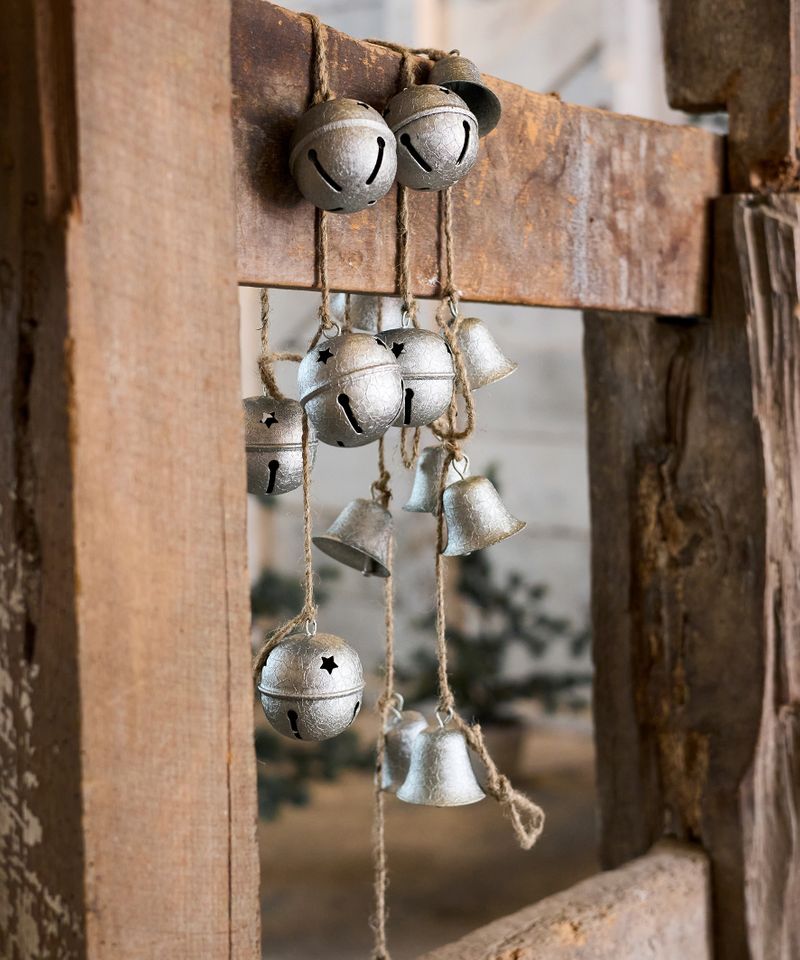 Bell Garland Crackle Silver