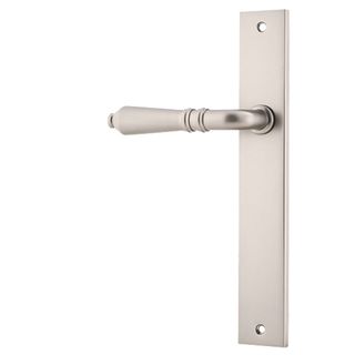 LEVER ON PLATE SATIN NICKEL