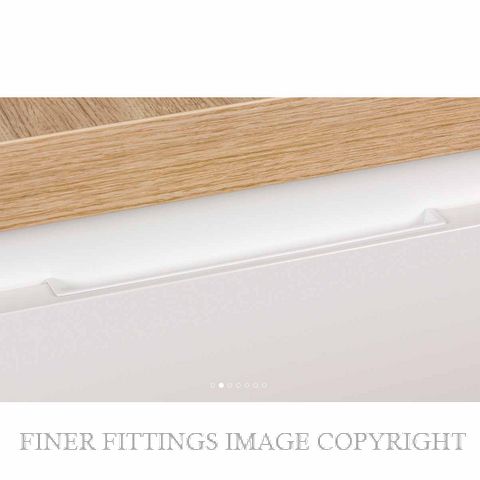 KATALOG VF0094 HIDE RECESSED PULL WHITE