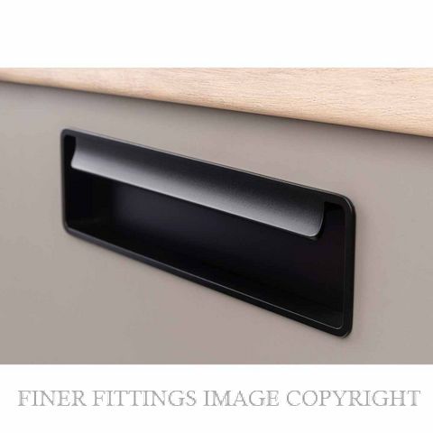 KATALOG VF0542 FOLD CABINET HANDLE BLACK