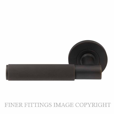 WINDSOR NIDO 8481-8489 VERGE LINEAR KNURL LEVER ON ROSE DARK ROMAN BRASS