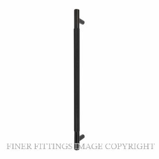 WINDSOR 8353-FF-BLK DIAMOND KNURL PULL HANDLE (FF) 450MM MATT BLACK