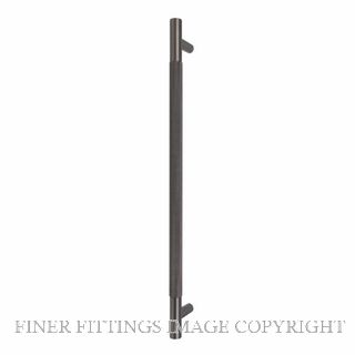WINDSOR 8353-FF-GN DIAMOND KNURL PULL HANDLE (FF) 450MM GRAPHITE NICKEL